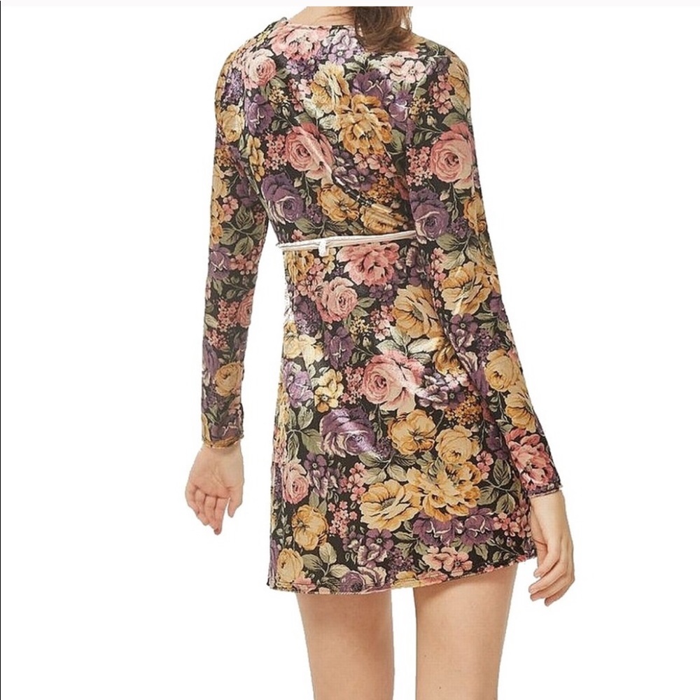 TOPSHOP Floral Wrap Dress - Picture 2 of 8